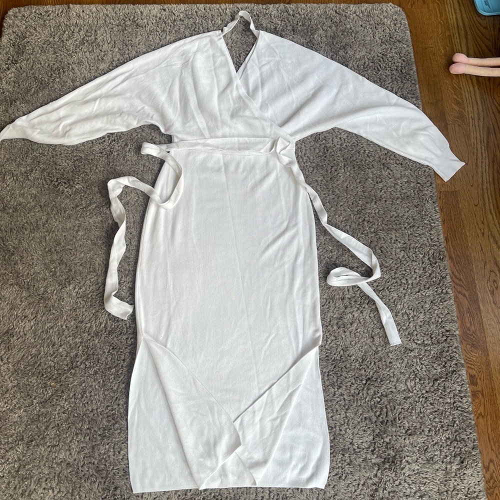 Viottiset Women's V Neck Long Batwing Sleeve Wrap dress white